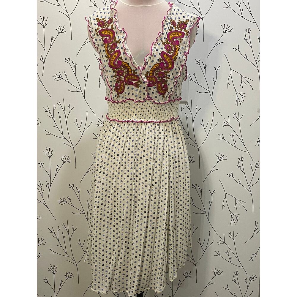 LILKA by ANTHROPOLOGIE Maggie Embroidered Paisley Vneck Dress MEDIUM Flowy Boho - Picture 3 of 7